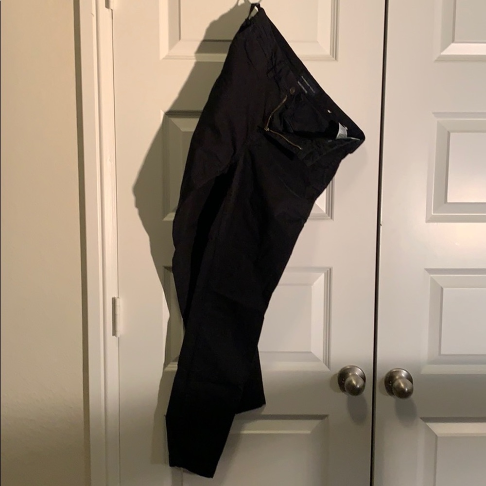 Chinos